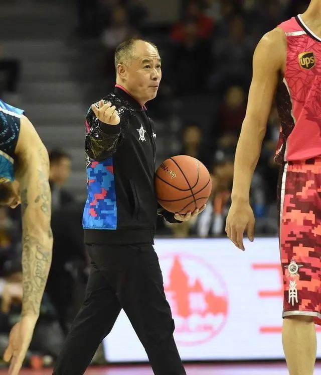 华体会中国- 那不勒斯连胜遭终结，榜首之争白热化  
